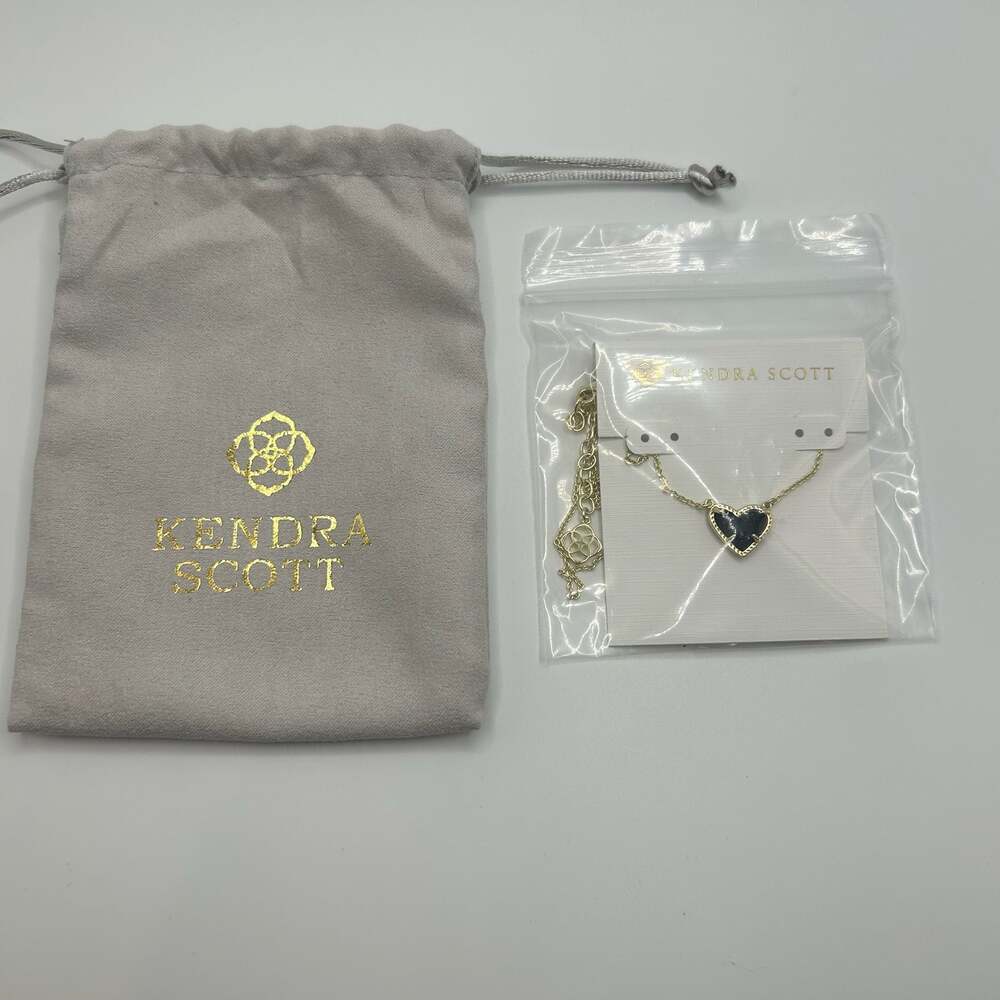 Dainty Gold Heart Pendant Necklace Black Stone 18k Plated Womens 16-18 Inch - Picture 1 of 7